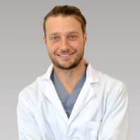 Marco RomagnoliMedico chirurgo, specialista in Chirurgia ed esperto in autotrapianto dei capelli